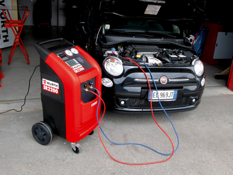 Officine a posto, promozione ricarica clima auto