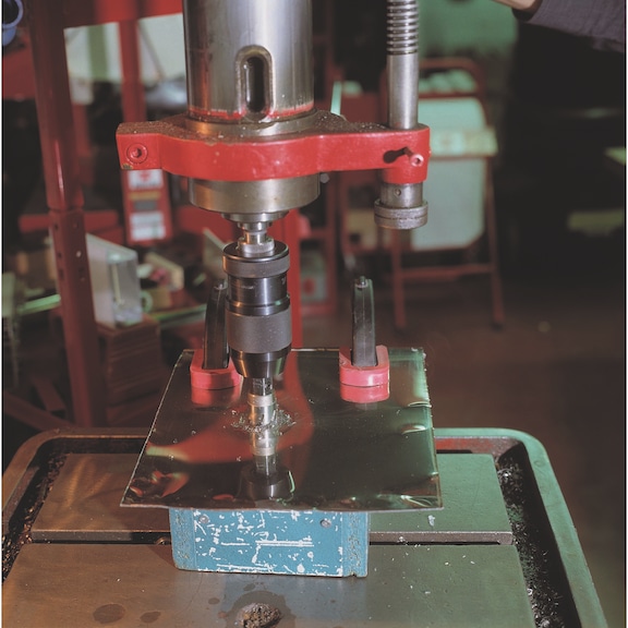 HSS cylinder saw with chip breaker - 4