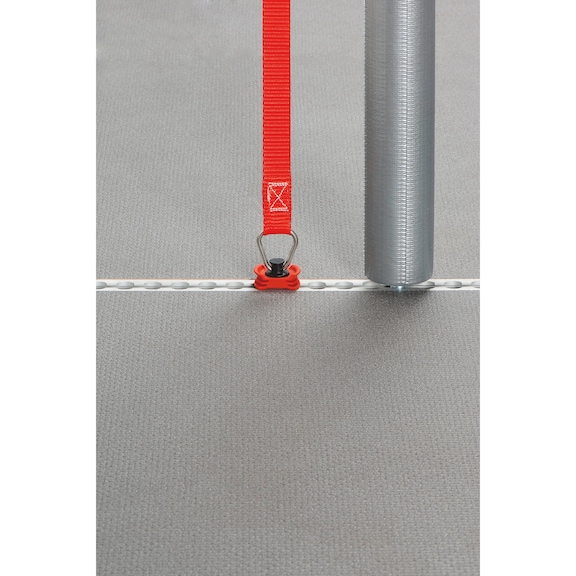 Floor panel with integrated lashing rails - VEHFLR-RL-MB-SPRINTER-A2-3665-2018