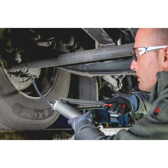 Commercial vehicle high-performance lubricating grease - 2