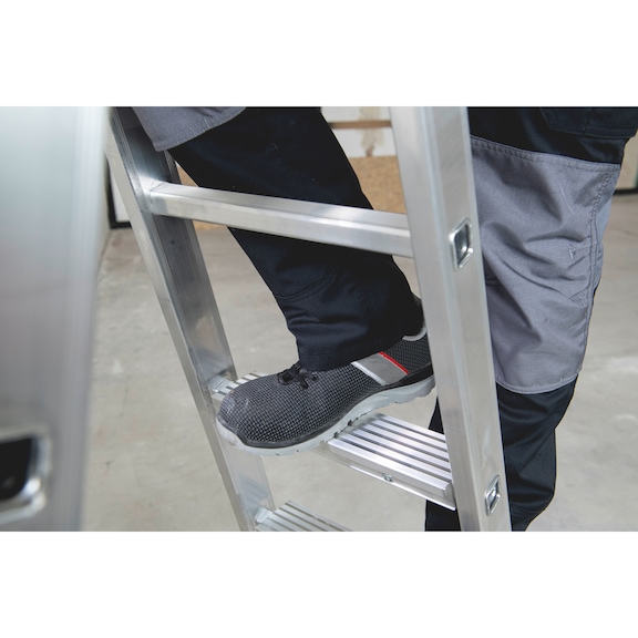 Retrofit step For aluminium runged stepladders - 2