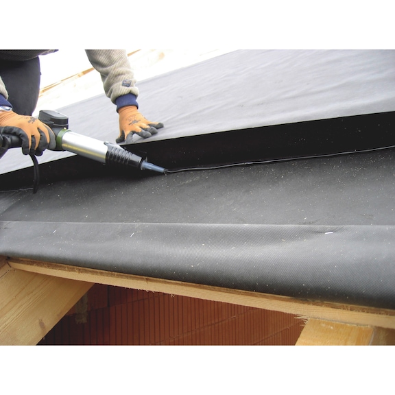Klebstoff WÜTOP<SUP>®</SUP> WRD für wind- und regendichte Verklebungen von Dachunterspannbahnen sowie für Nagelabdichtungen - 2