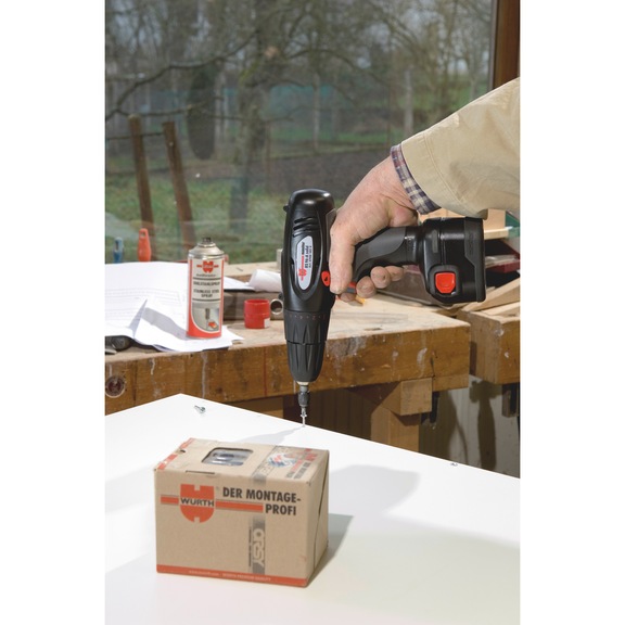 Cordless drill screwdriver BS 96-A solid - DRLDRIV-CORDL-(BS96-A SOLID)-NICD-2X2AH
