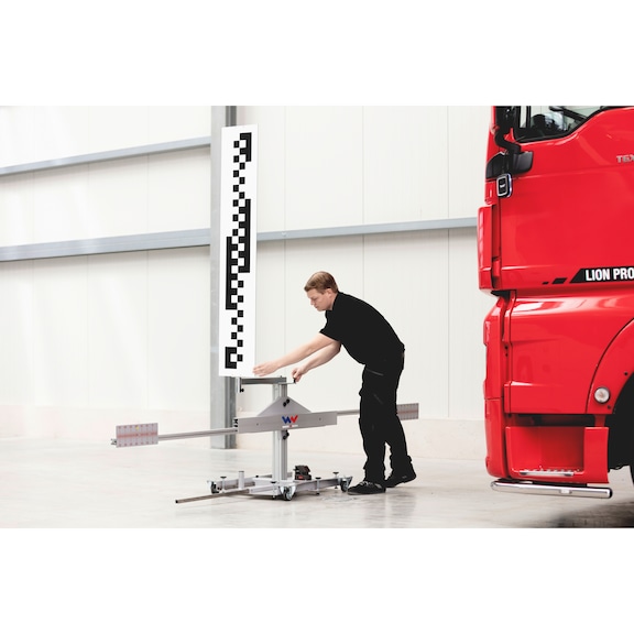 Dispositif d'étalonnage des systèmes d'assistance sur les véhicules utilitaires Outil d'étalonnage ADAS camions/bus - 4