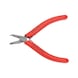 Oblique cutters short head for use in tight spaces - 1