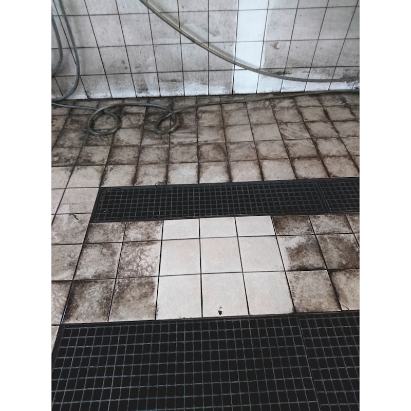 Nettoyant pour aires de lavage - NETTOYANT POUR AIRES DE LAVAGE 25 L