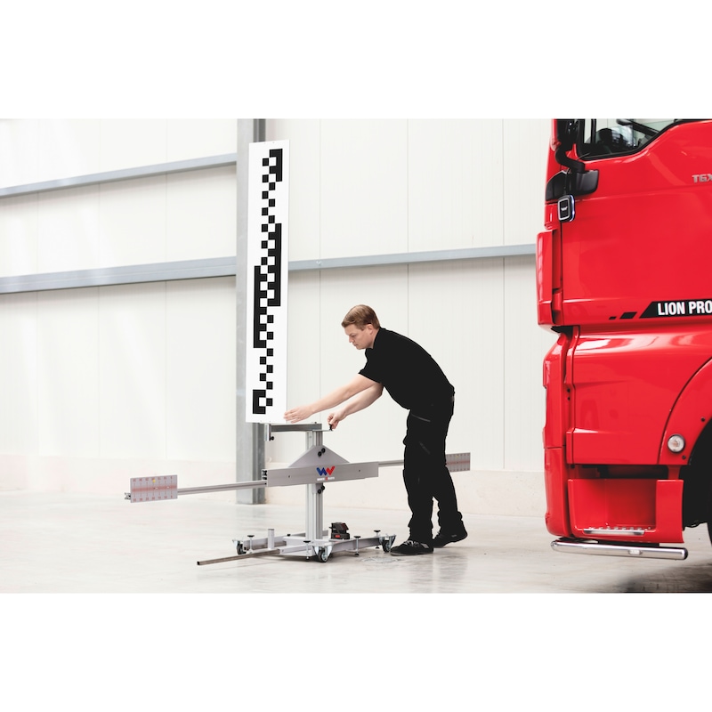 Dispositif d'étalonnage des systèmes d'assistance sur les véhicules utilitaires Outil d'étalonnage ADAS camions/bus - 4
