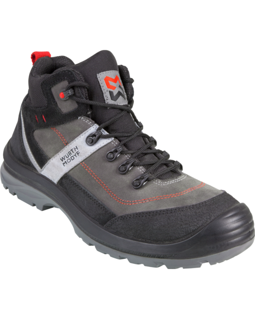 Une chaussure de sécurité basse montantes Corvus S3L FO SR de couleur grise de la marque de vêtements de travail et chaussures de sécurité Würth MODYF vue de 3 quarts face. Les détails sont visibles comme ses variétés de couleurs. La languette ainsi que l