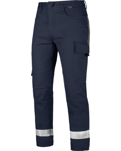 Vue de face d'un pantalon de travail Star CP 250 Reflex Würth MODYF marine de couleur  de la marque de vêtements de travail et chaussures de sécurité Würth MODYF. Le pantalon est bien visible ainsi que ses poches.