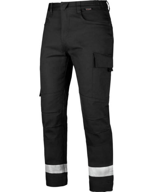 Vue de face d'un pantalon de travail Star CP 250 Reflex Würth MODYF de couleur noir de la marque de vêtements de travail et chaussures de sécurité Würth MODYF. Le pantalon est bien visible ainsi que ses poches.