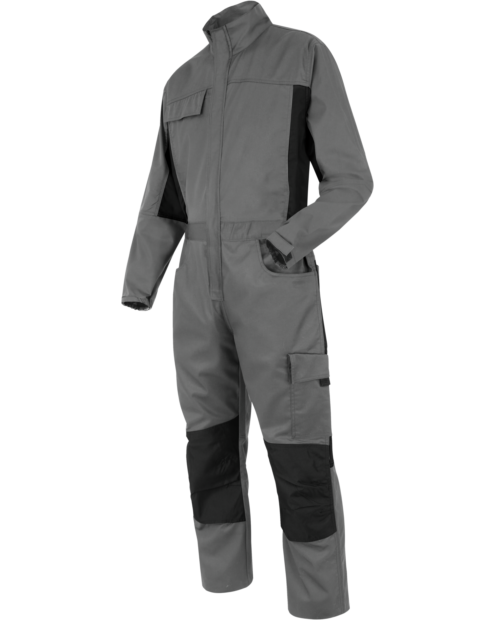 Une combinaison de travail Star CP250 de couleur grise de la marque de vêtements de travail et chaussures de sécurité Würth MODYF vue de face. Les détails sont visibles, tel que son ouverture, les poches.