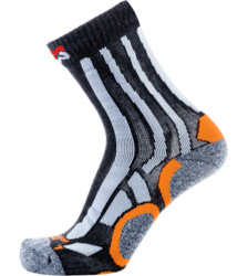 Chaussettes agréablement douces pour toutes les saisons en orange gris-orange en tissu technique et antibactérien.