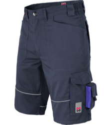 Bermuda de travail en bleu, confortable, agréable à porter, short pour l'été, ceinture élastique, look sportif.