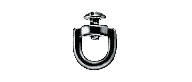 Screw with three slots