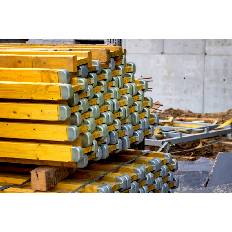 Holzbalken gestalpelt Holzbalken gestalpelt