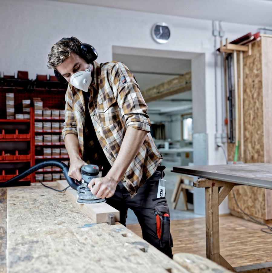 Gesundheitsrisiko Holzstaub: So Schützen Tischler Und Schreiner Ihre ...