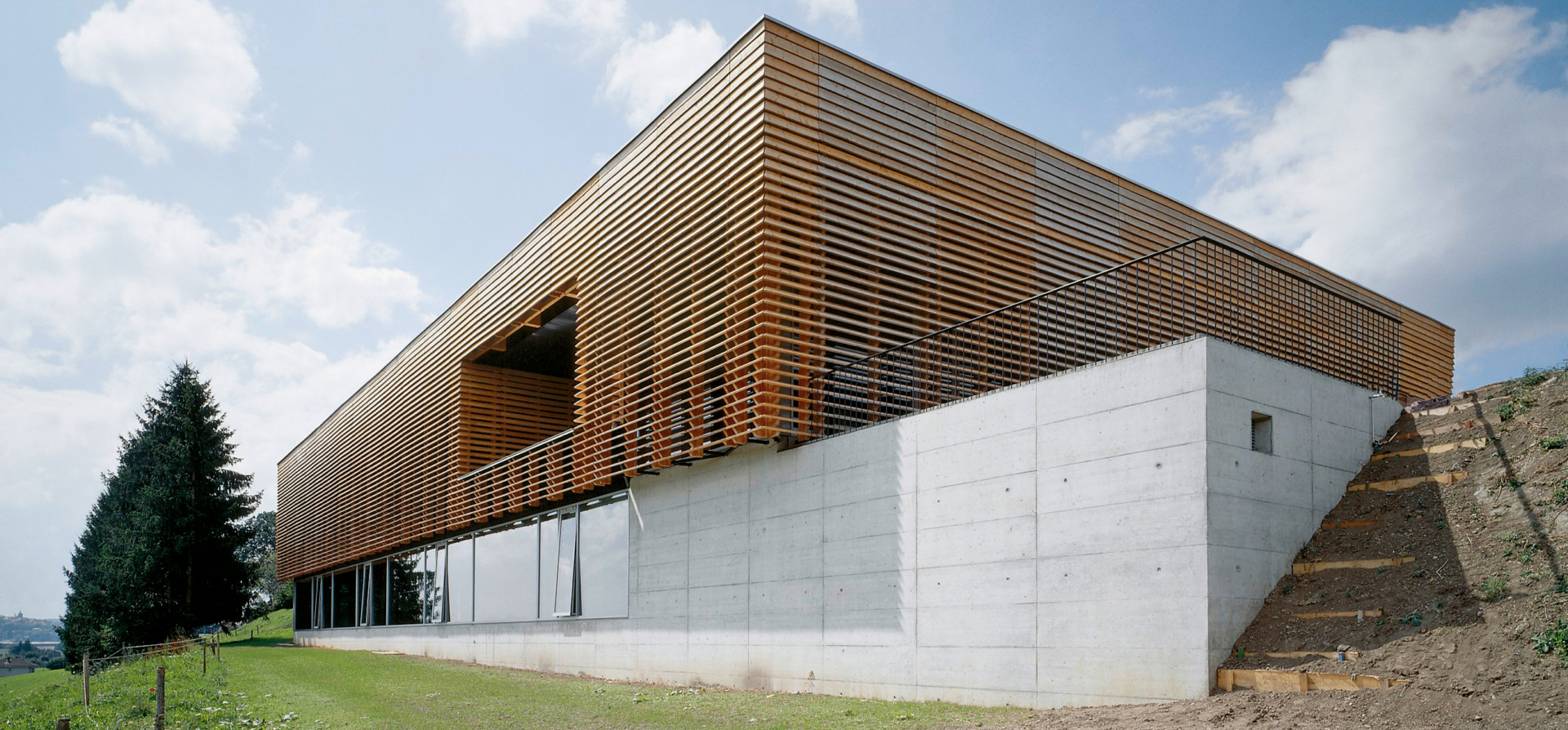 Titelbild Kunden-Hitliste: Die Top 10 Produkte für die Branche Ausbau und Fassade Titelbild Kunden-Hitliste: Die Top 10 Produkte für die Branche Ausbau und Fassade